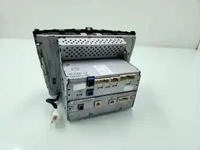 Second-hand car spare part multifunction display for lexus is200 (ds2/is2) 220d oem iam references 8611153050  
