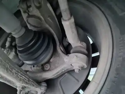 Автозапчасти б/у передняя правая кулачка за volkswagen passat b6 variant (3c5) 2.0 tdi 16v ссылки oem iam 