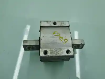 Recambio de automóvil de segunda mano de SOPORTE CAMBIO para MERCEDES-BENZ CLASE C (W205) FAMILIAR  referencias OEM IAM A2052400418  