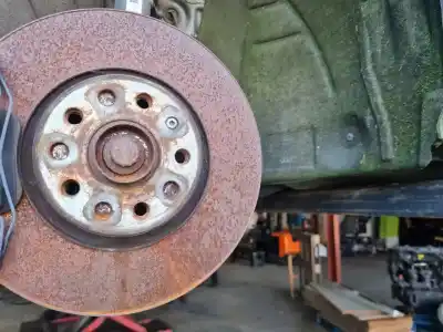 Автозапчастина б/у ПЕРЕДНІЙ ЛІВИЙ КУЛЬТ для AUDI Q3 (8UB, 8UG)  Посилання на OEM IAM   