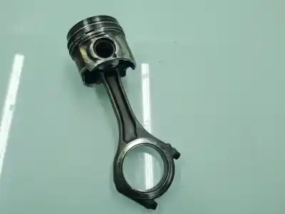 Second-hand car spare part piston for audi a4 berlina (b8) básico oem iam references 83l82  