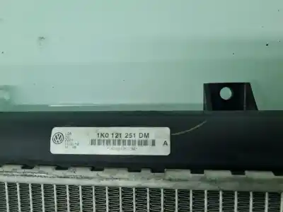 Pièce détachée automobile d'occasion Radiateur D'eau pour VOLKSWAGEN SCIROCCO (137) 2.0 TDI (103kW) Références OEM IAM 1K0121251DM  