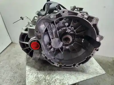 Автозапчастина б/у коробка передач для ssangyong tivoli line 4x2 посилання на oem iam 3102035001  