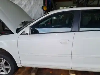 Автозапчасти б/у левая передняя дверь за audi a3 (8p) 1.6 tdi ambiente ссылки oem iam 