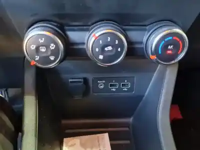 Second-hand car spare part heating / air conditioning control panel for renault clio v equilibre 100 cv / 74 kw oem iam references 275006130r