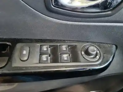 Автозапчасти б/у выключатель левого переднего окна за renault captur limited ссылки oem iam 