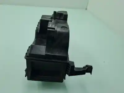 Автозапчастина б/у опора повітряного фільтра для dacia duster ii prestige посилання на oem iam 165009775r  