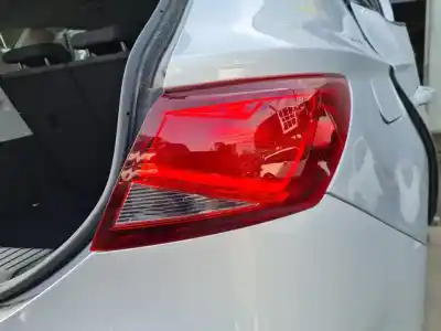 Pezzo di ricambio per auto di seconda mano luci posteriori destra per seat leon (5f1) 1.6 tdi riferimenti oem iam 5f0945096b  