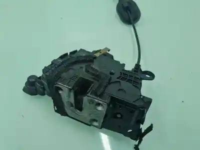 Second-hand car spare part left front door lock for renault captur xmod oem iam references 805031332r  
