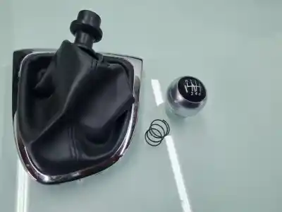 Second-hand car spare part GEAR LEVER KNOB for RENAULT CAPTUR  OEM IAM references 969357201R  