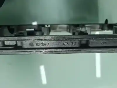 Pezzo di ricambio per auto di seconda mano Cocca per AUDI A3 (8P) 2.0 TDI Limited Edition (125kW) Riferimenti OEM IAM 03L103286A  
