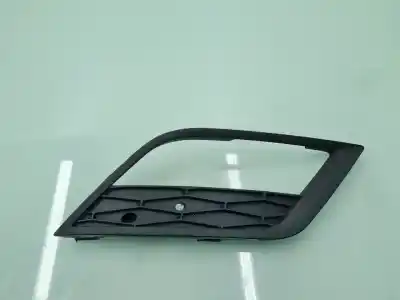 Pezzo di ricambio per auto di seconda mano Griglia Paraurti Destra per SEAT LEON (5F1) 1.6 TDI Riferimenti OEM IAM 5F0853666A  