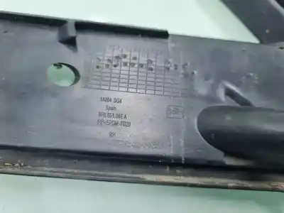 Pezzo di ricambio per auto di seconda mano griglia paraurti destra per seat leon (5f1) 1.6 tdi riferimenti oem iam 5f0853666a  