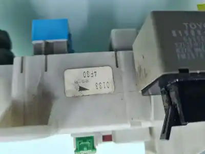 Second-hand car spare part Fuse Box Unit for TOYOTA RAV 4 (A2) 2.0 D-4D Executive 4X4 (2003->) OEM IAM references   