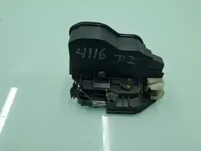 Second-hand car spare part left front door lock for bmw x1 (e84) sdrive 20 d oem iam references 7229461  