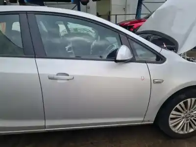 Автозапчасти б/у дверь передняя правая за opel astra j lim. excellence ссылки oem iam   