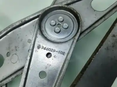 Second-hand car spare part driver left window regulator for renault scénic iii (jz0/1_) 1.9 dci (jz0j, jz1j, jz1k, jz1s) oem iam references 966029102  