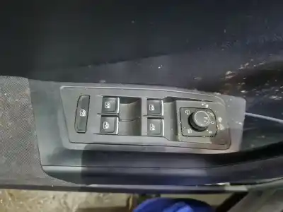 Автозапчасти б/у ВЫКЛЮЧАТЕЛЬ ЛЕВОГО ПЕРЕДНЕГО ОКНА за VOLKSWAGEN T-ROC (A11, D11)  ссылки OEM IAM   