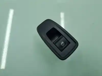 Pièce détachée automobile d'occasion COMMANDE DE LÈVE VITRE AVANT DROIT pour RENAULT CLIO V  Références OEM IAM 254013877R  