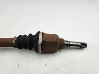 Second-hand car spare part front right transmission for peugeot 208 i (ca_, cc_) 1.4 hdi oem iam references 9801611280