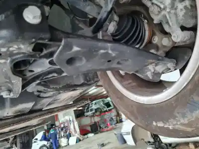 Peça sobressalente para automóvel em segunda mão braço de suspensão inferior esquerdo dianteiro por skoda octavia combi (nx5) ambition 116 cv / 85 kw referências oem iam 