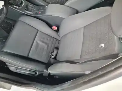 Pièce détachée automobile d'occasion SIÈGE AVANT GAUCHE pour RENAULT MEGANE III BERLINA 5 P  Références OEM IAM   