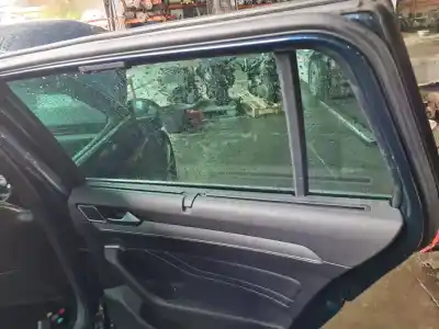 İkinci el araba yedek parçası ARKA SAG CAM REGÜLATÖRÜ için VOLKSWAGEN PASSAT VARIANT (CB5)  OEM IAM referansları   