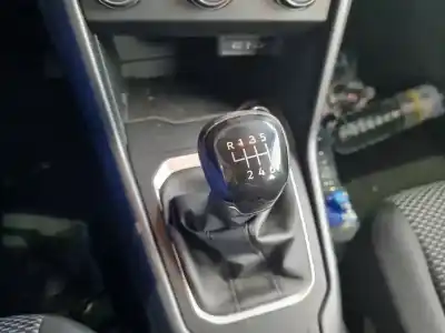 Pezzo di ricambio per auto di seconda mano POMELLO DELLA LEVA DEL CAMBIO per VOLKSWAGEN T-ROC  Riferimenti OEM IAM   