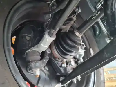 Автозапчасти б/у передняя левая кулачка за volkswagen caddy (sbb/sbj) kombi 102 cv / 75 kw ссылки oem iam 