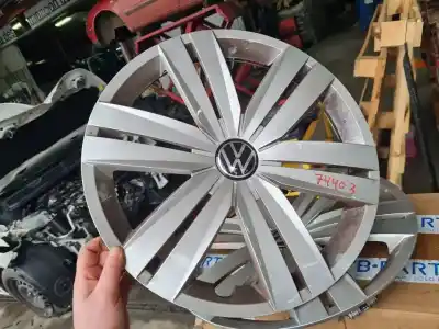 Автозапчасти б/у КОЛПАЧКИ ​​СТУПИЦЫ за VOLKSWAGEN CADDY (SBB/SBJ)  ссылки OEM IAM 5TA601147B  