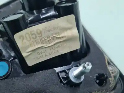 Pezzo di ricambio per auto di seconda mano Luce Di Coda Interna Destra per FORD KUGA (CBS) Trend Riferimenti OEM IAM GV4113A602AG  
