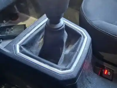 Second-hand car spare part GEAR LEVER KNOB for DACIA SANDERO  OEM IAM references   