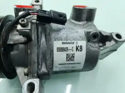 Peça sobressalente para automóvel em segunda mão COMPRESSOR DE AR CONDICIONADO A/A A/C por RENAULT EXPRESS  Referências OEM IAM 926008942R  