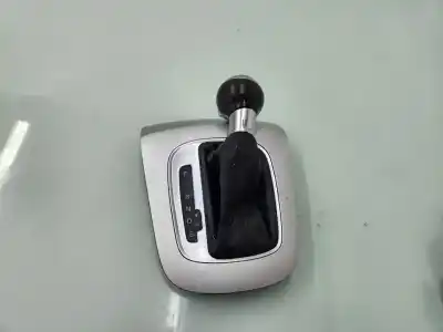 Автозапчастина б/у ручка важеля передач для audi q3 (8ub, 8ug) 2.0 tdi посилання на oem iam 8p1713463a  
