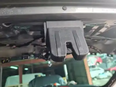Автозапчасти б/у замок багажника/ворот за volkswagen tiguan (ad1, ax1) 2.0 tdi ссылки oem iam 5na82750506s