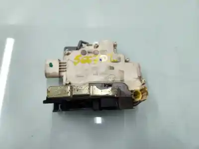 Peça sobressalente para automóvel em segunda mão fechadura da porta dianteira esquerda por audi a4 berlina (b8) básico referências oem iam   