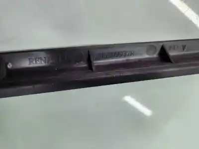 Second-hand car spare part front decorative moulding for dacia duster ii prestige oem iam references 215599932r  