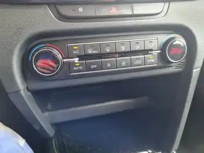 Автозапчасти б/у климат-контроль за kia xceed drive 160 cv / 118 kw ссылки oem iam 97250j7202  