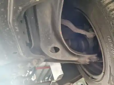 Peça sobressalente para automóvel em segunda mão braço de suspensão inferior dianteiro direito por peugeot 208 access referências oem iam 