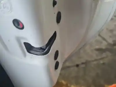 Peça sobressalente para automóvel em segunda mão fechadura da porta traseira direita por peugeot 208 access referências oem iam 