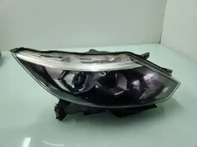 Second-hand car spare part right headlight for nissan qashqai (j11) tekna premium oem iam references 10018015  