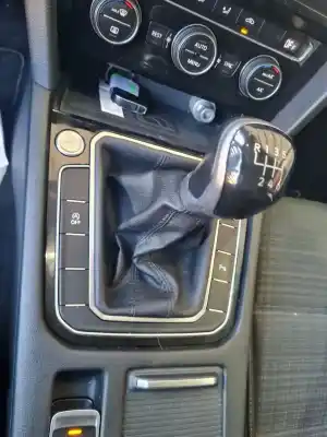 Автозапчастина б/у ручка важеля передач для volkswagen passat variant (cb5) passat 150 cv / 110 kw посилання на oem iam 