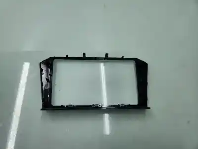 Pezzo di ricambio per auto di seconda mano Modanatura per VOLKSWAGEN PASSAT VARIANT (CB5) Passat 150 CV / 110 KW Riferimenti OEM IAM 3G8858069B   Pezzo di ricambio per auto di seconda mano Modanatura per VOLKSWAGEN PASSAT VARIANT (CB5) Passat 150 CV / 110 KW Riferimenti OEM IAM 3G8858069B