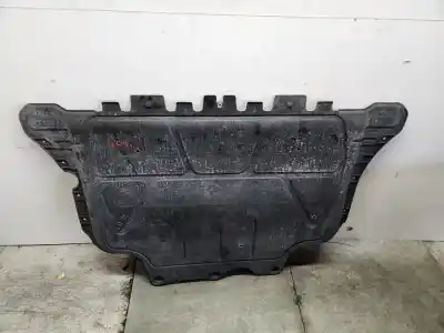 Second-hand car spare part Sump Guard for VOLKSWAGEN PASSAT VARIANT (CB5) Passat 150 CV / 110 KW OEM IAM references 5Q0825236  