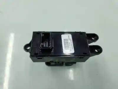 Автозапчасти б/у электрический стояночный тормоз за kia xceed drive 160 cv / 118 kw ссылки oem iam 93310j7000  