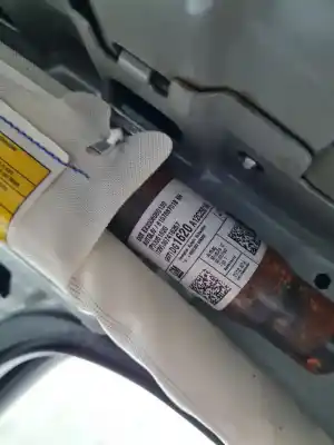 Автозапчасти б/у ПЕРЕДНЯЯ ПРАВАЯ ПОДУШКА БЕЗОПАСНОСТИ за OPEL ASTRA J LIM.  ссылки OEM IAM 610768701B  