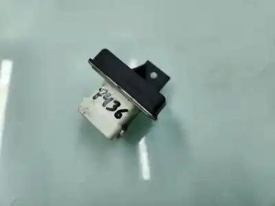 Peça sobressalente para automóvel em segunda mão caixa de pré-aquecimento por renault express advance 95 cv / 70 kw referências oem iam 110679886r  