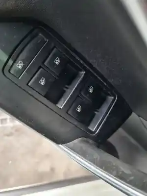 Piesă de schimb auto la mâna a doua panou comandã geamuri electrice fațã stânga pentru opel insignia sports tourer selective 140 cv / 103 kw referințe oem iam 