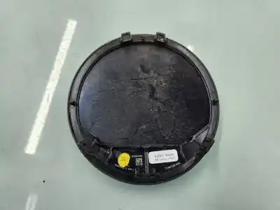 Recambio de automóvil de segunda mano de emblema para volkswagen t-roc (d11) r-line 149 cv / 110 kw referencias oem iam 2gm853601e  