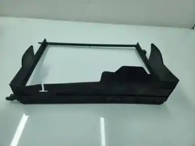 Second-hand car spare part medium for renault captur ii techno oem iam references 215592329r  